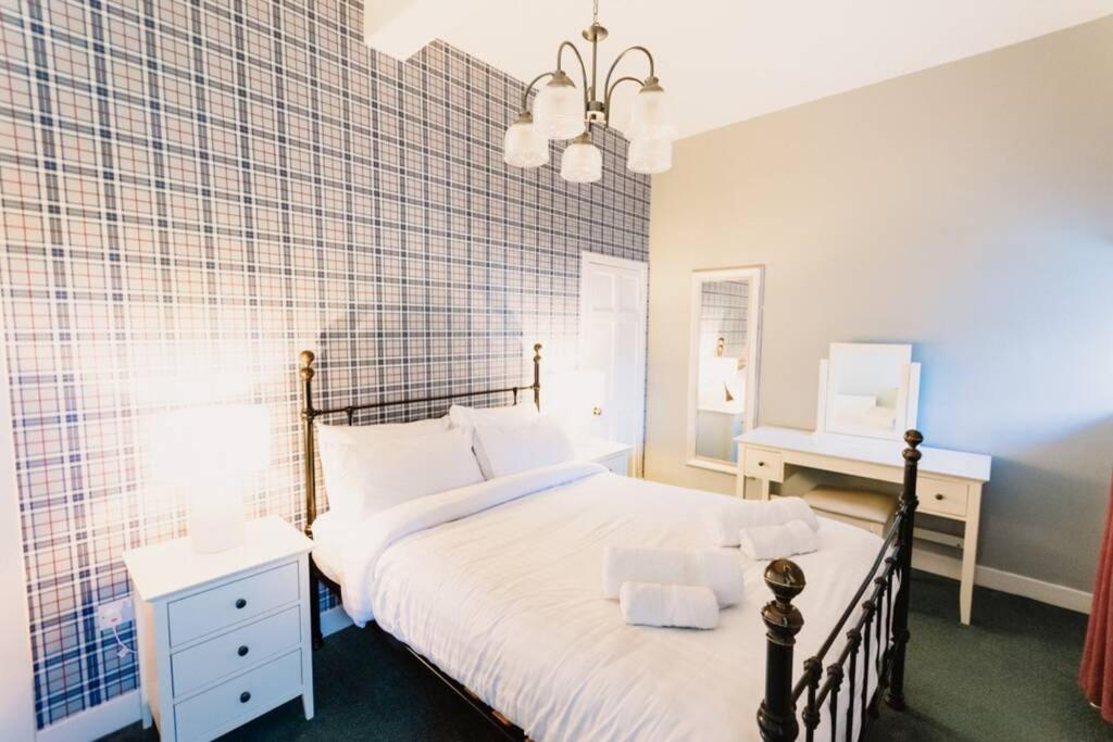 Factors House - A Comfy Cottage In Countryside Park With Wifi And Access To Bar And Pool 珀斯 外观 照片