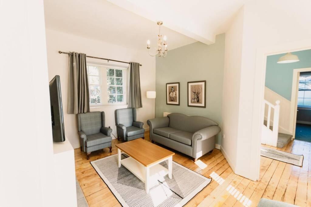 Factors House - A Comfy Cottage In Countryside Park With Wifi And Access To Bar And Pool 珀斯 外观 照片