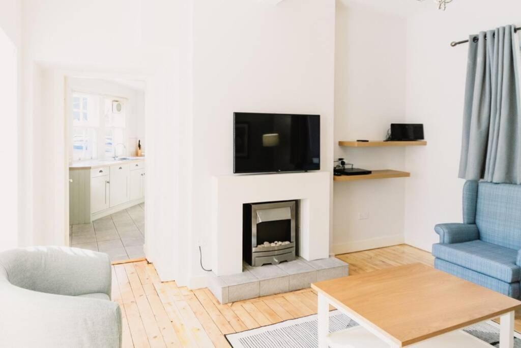 Factors House - A Comfy Cottage In Countryside Park With Wifi And Access To Bar And Pool 珀斯 外观 照片